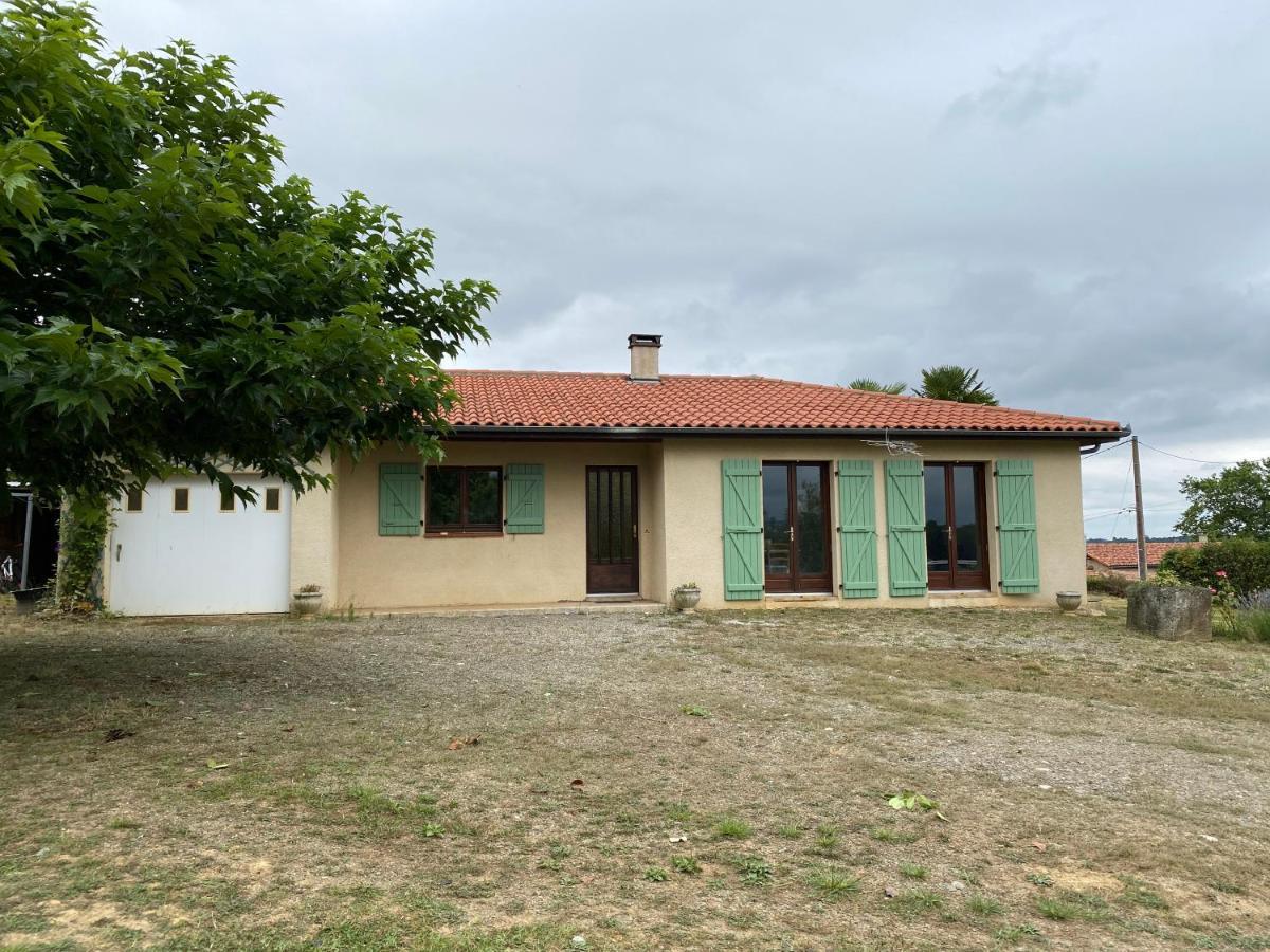 Maison en campagne avec vue sur les Pyrénées Estampes Esterno foto